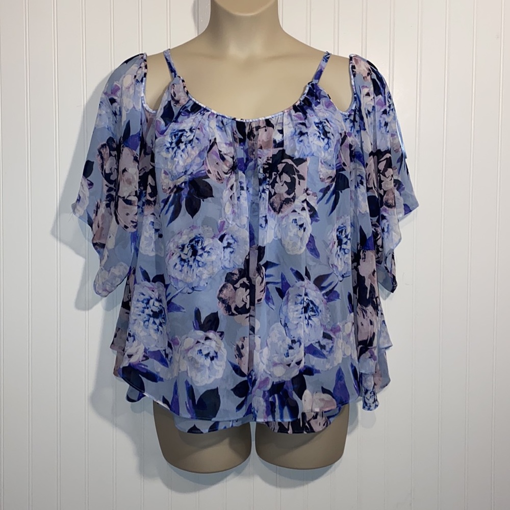 J.lo cold shoulder floral very flowy double layered top blouse